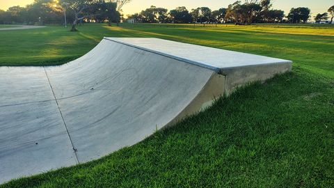 Meningie Skatepark photo 17