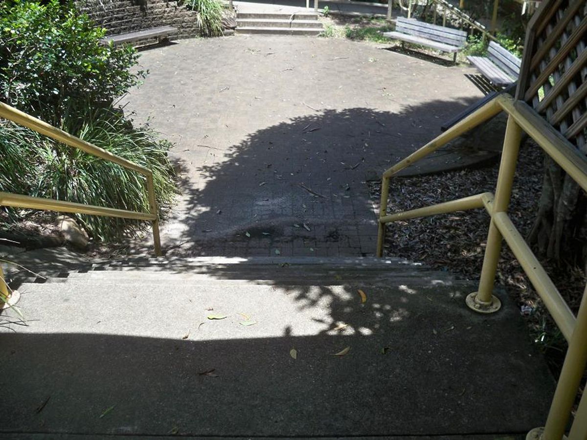 Chatswood 10stair skate spot