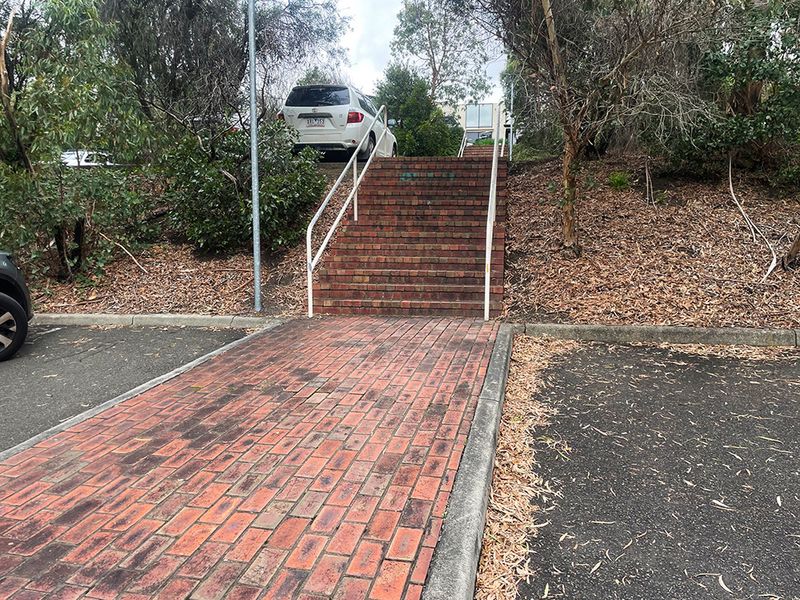 104 Rail