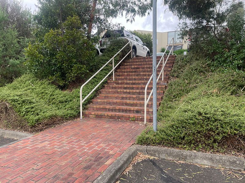 104 Rail