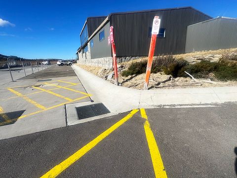 Perisher Curbs photo 3