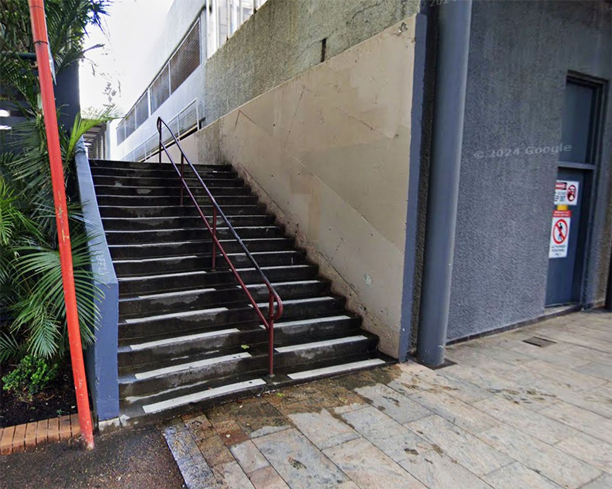 Blue St Rail skate spot