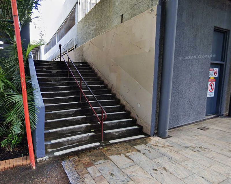 Blue St Rail 