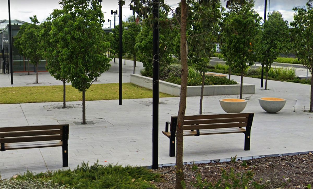Celebration Ledge skate spot