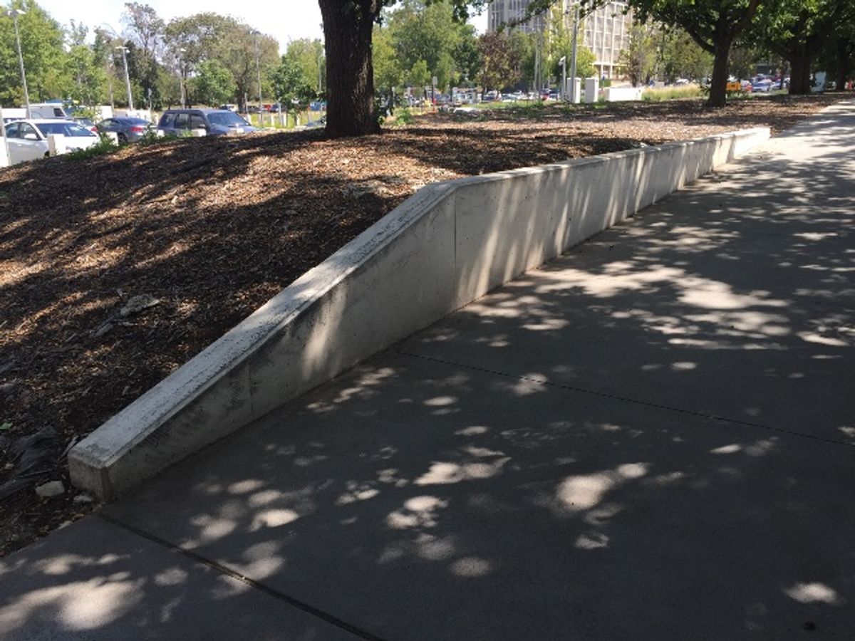 Hubba ledges Constitution Ave skate spot