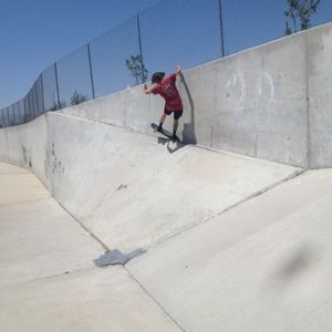 Vegas quarterpipe ditch