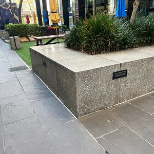 452 Ledges