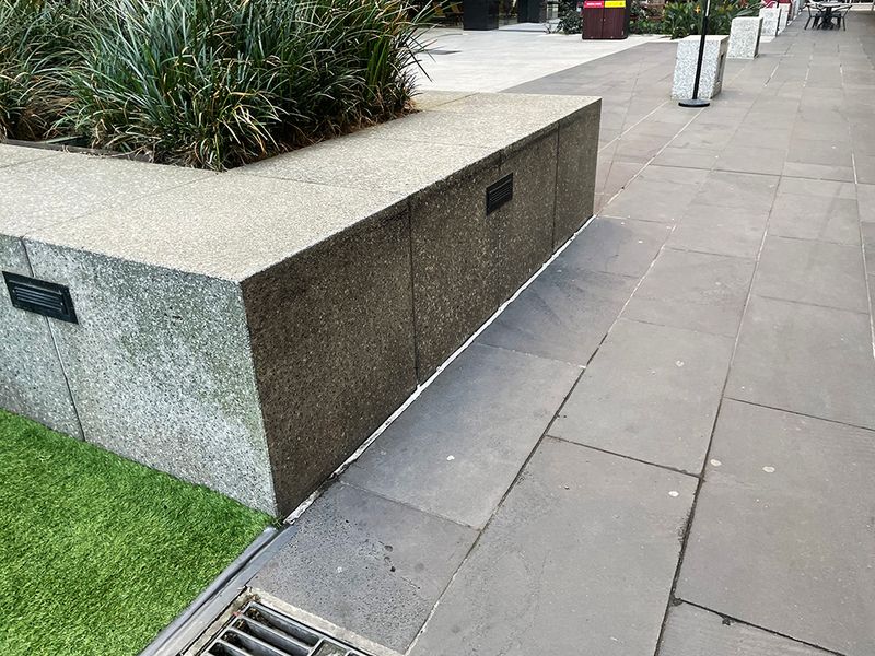 452 Ledges