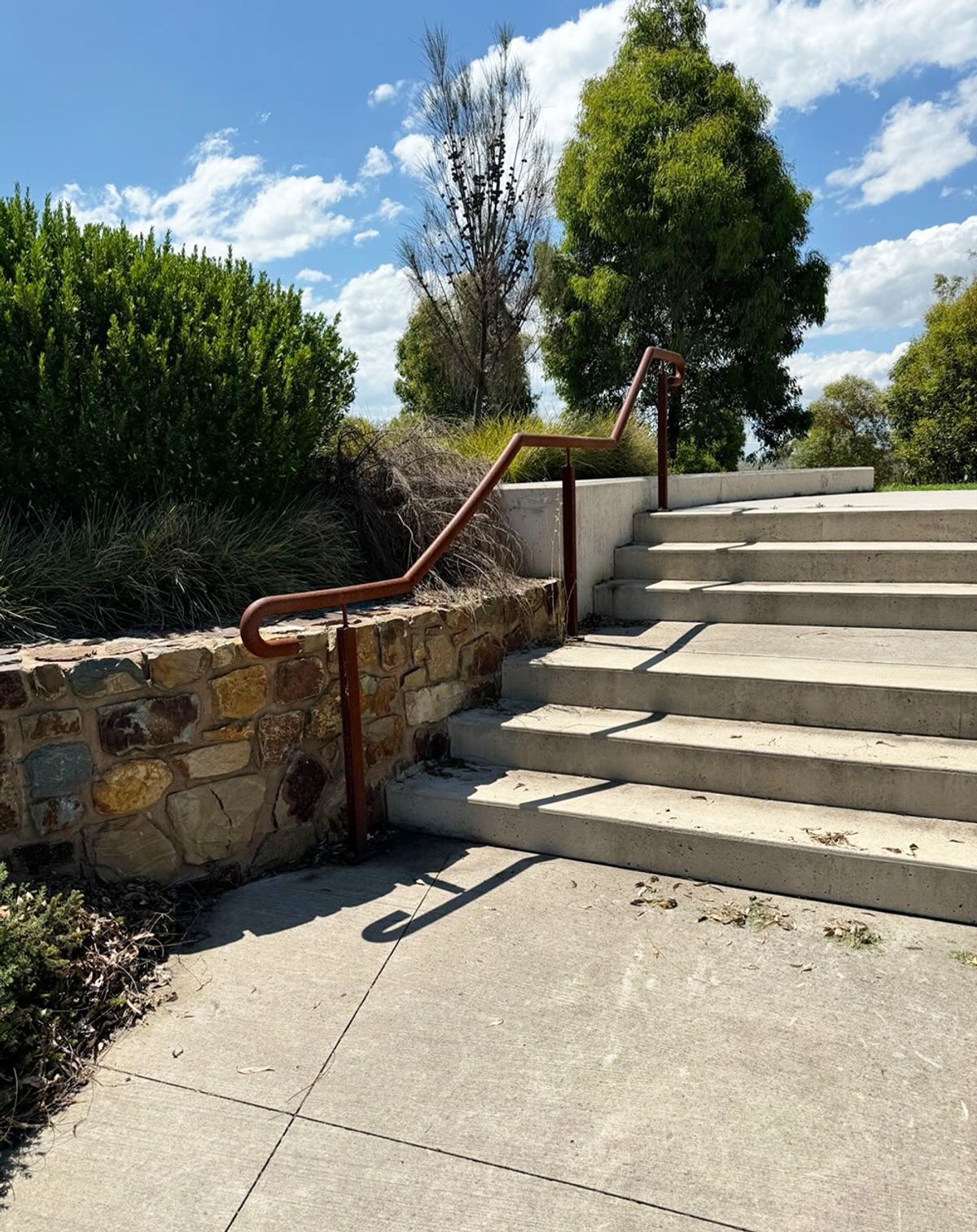 Elizabeth Rail skate spot