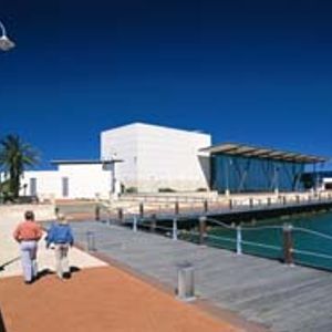 Museum Ledge