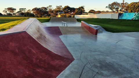 Meningie Skatepark photo 11