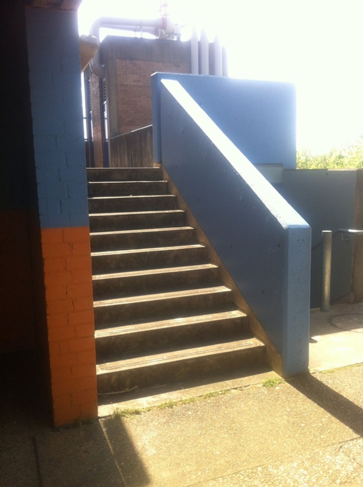 Balmain High Hubba skate spot