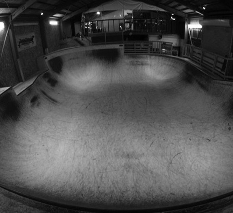 Hotbowl Indoor Skatepark