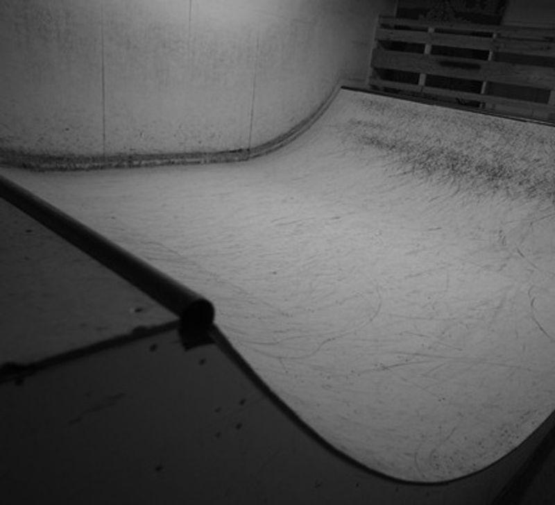 Hotbowl Indoor Skatepark