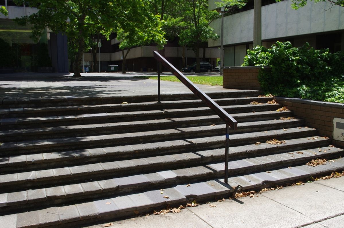 Civic Rail #2 skate spot
