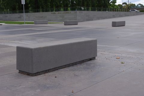 Questacon Plaza photo 3