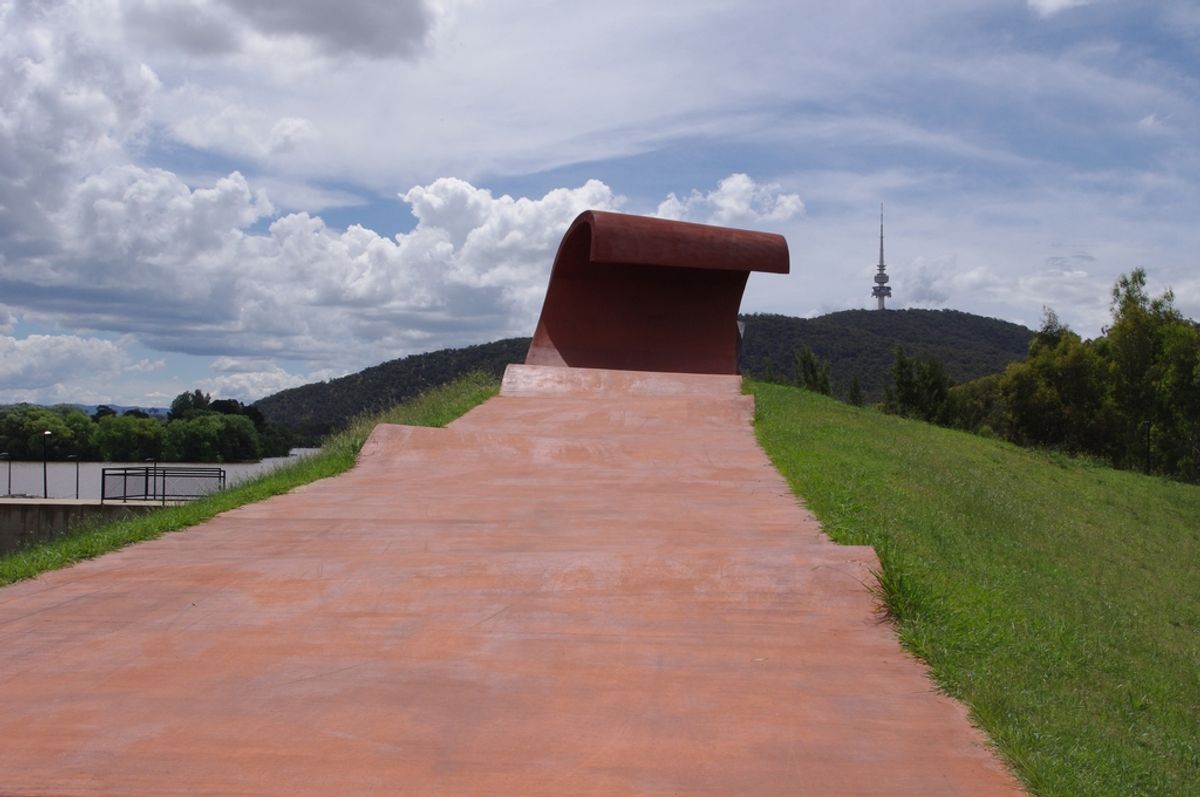 Museum Bumps skate spot