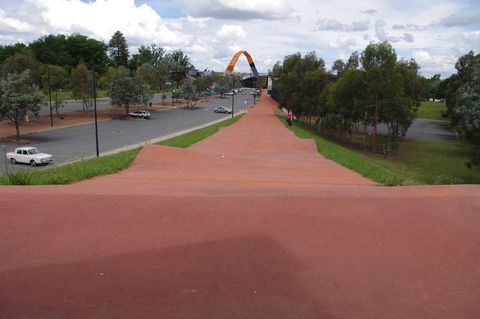 Museum Bumps photo 3