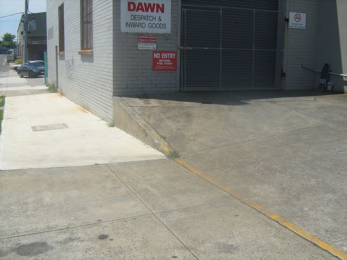 Industrial Kicker skate spot