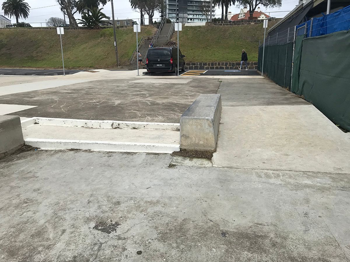 Old Ledge skate spot