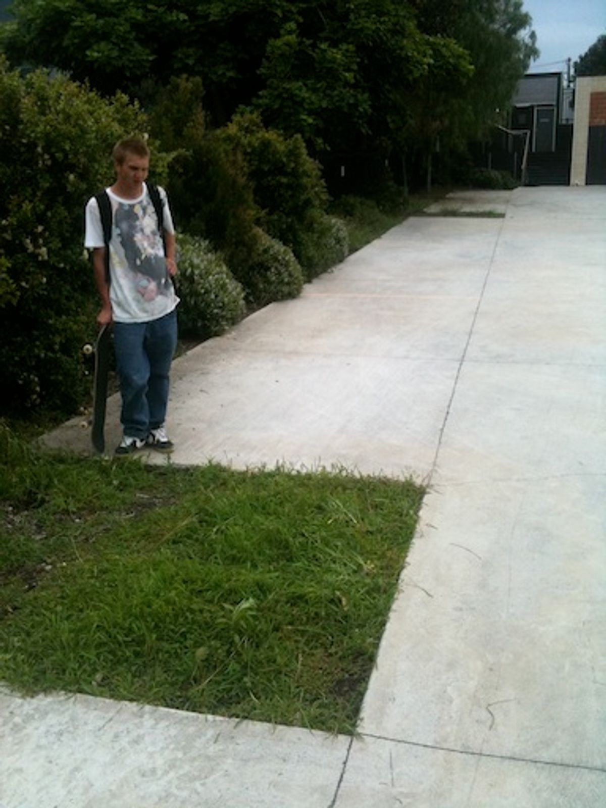 gong flat gaps skate spot