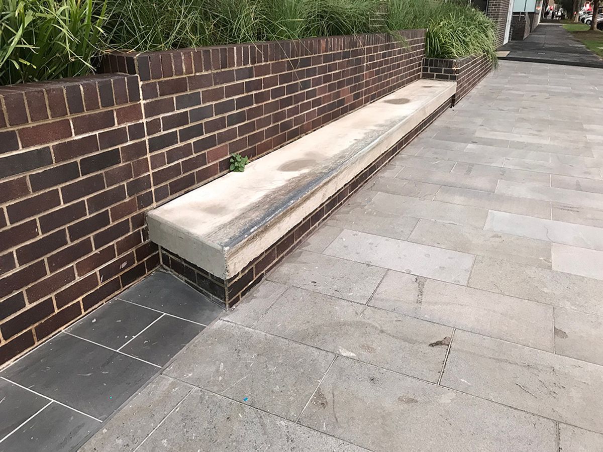 Sth Melbourne Primary Ledge skate spot