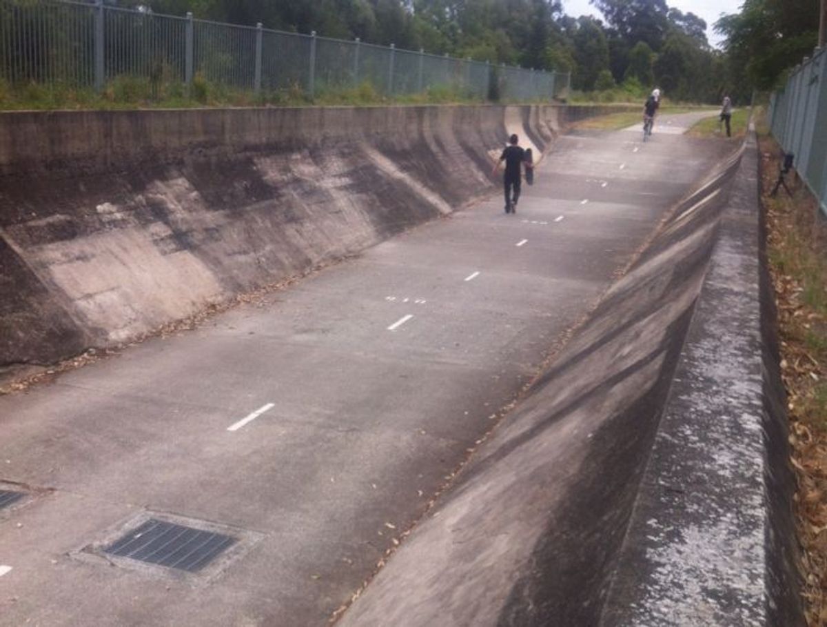 Merrylands Ditch skate spot