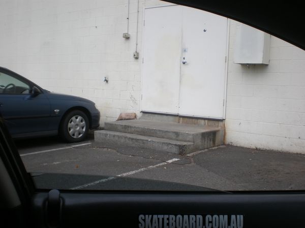 2 stair ledge