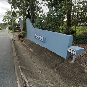 St Catherines Wall Banker