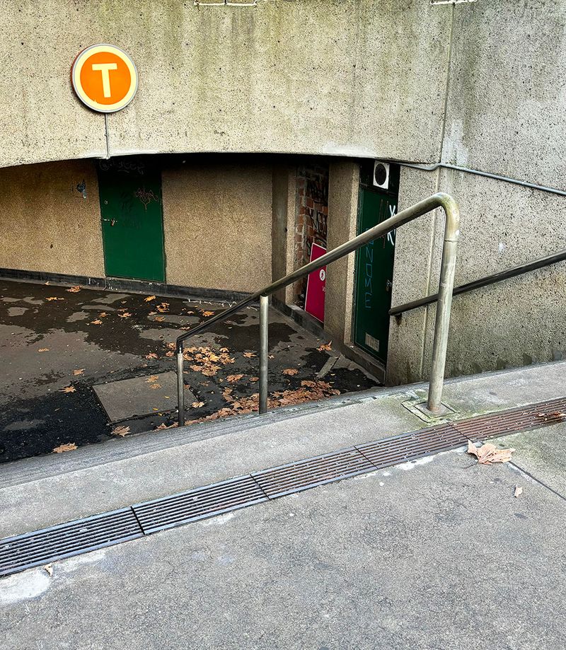 T Rail 