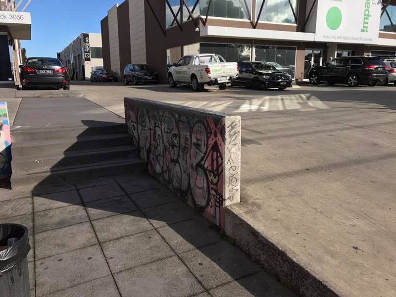 Albert St Ledge 