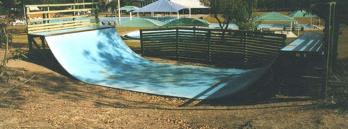 Newmarket Pool Complex skatepark