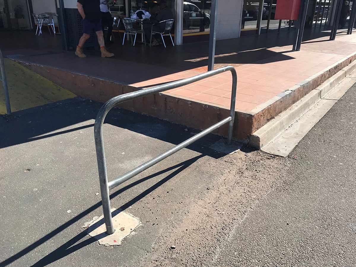 Gregory Out Rail skate spot