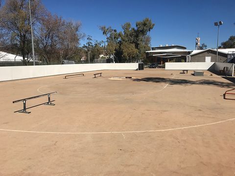 Alice Springs Mobile Set Up photo 7