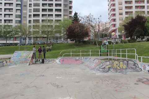 Almada Skatepark photo 3