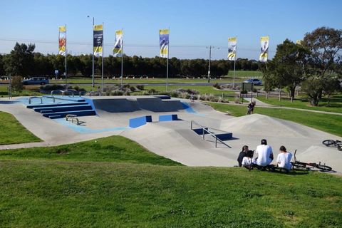 Altona Meadows Skate Park photo 5