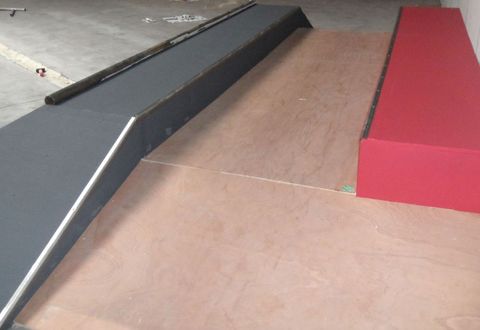 Antwerp Indoor Skatepark photo 3