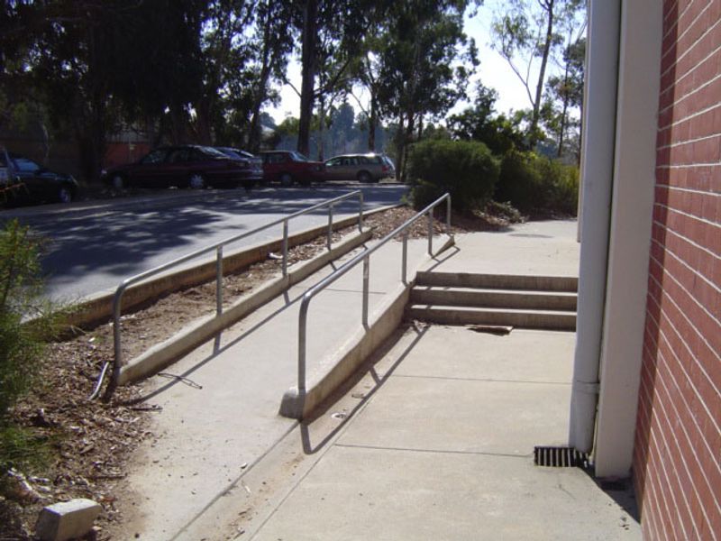 Anu Flat Bar