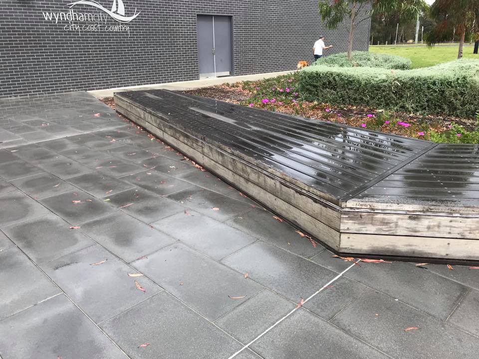 Aquar Pulse Wood Ledge