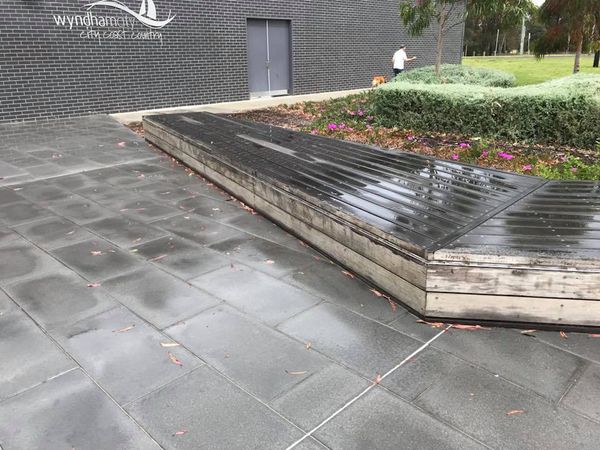 Aquar Pulse Wood Ledge