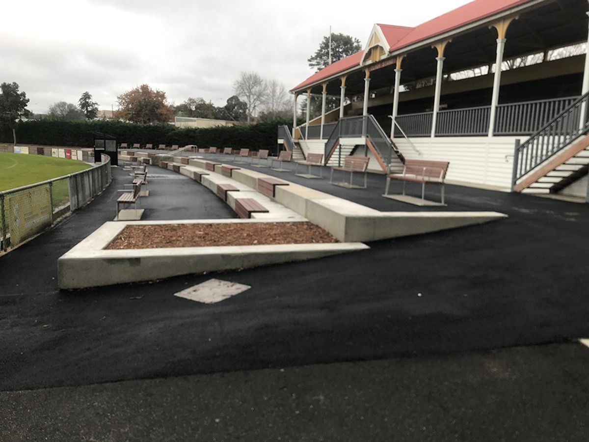 Ararat Oval skate spot