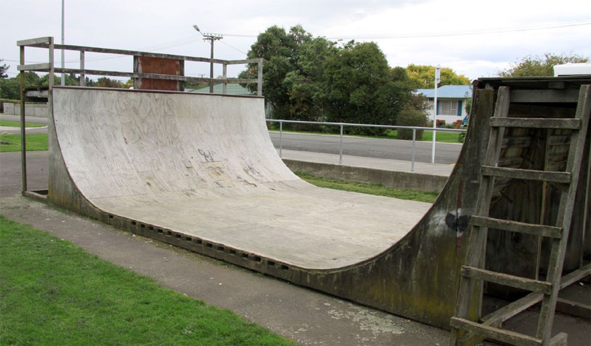 Ashhurst Mini Ramp skatepark