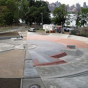 Astoria Skate Plaza