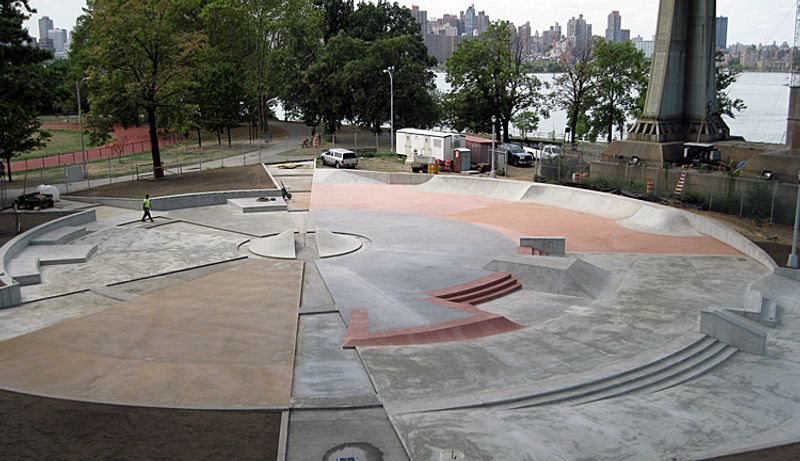 Astoria Skate Plaza