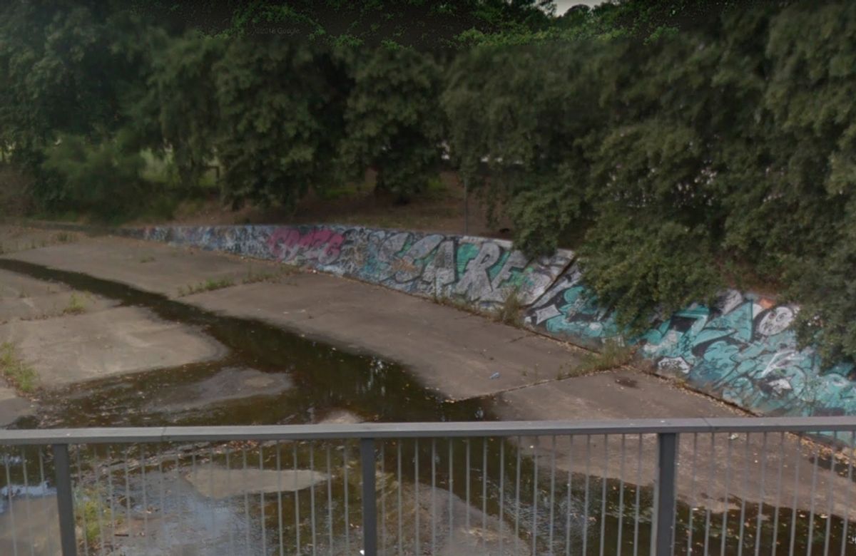 Avalon Ditch skate spot