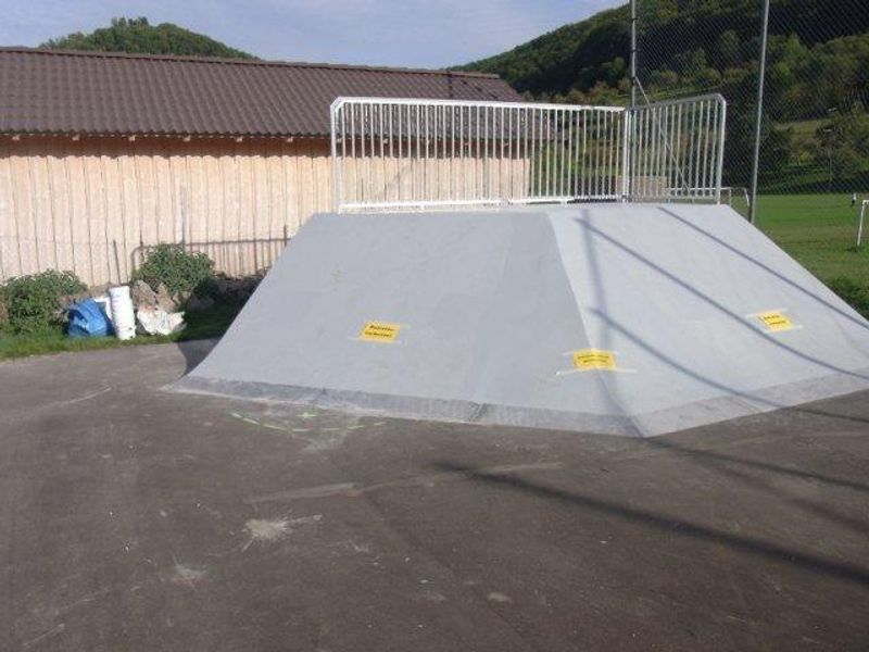 Bad Ditzenbach Skatepark 