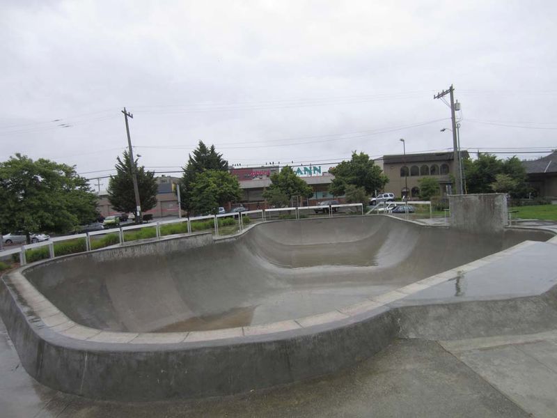 Ballard Bowl