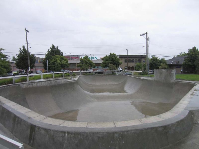 Ballard Bowl