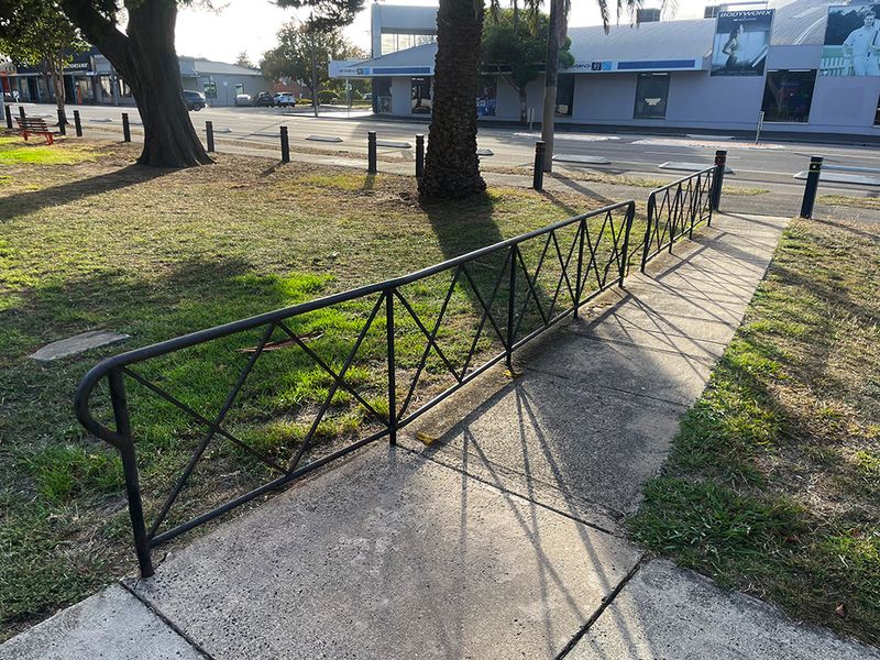 Ballet Gap Rail 