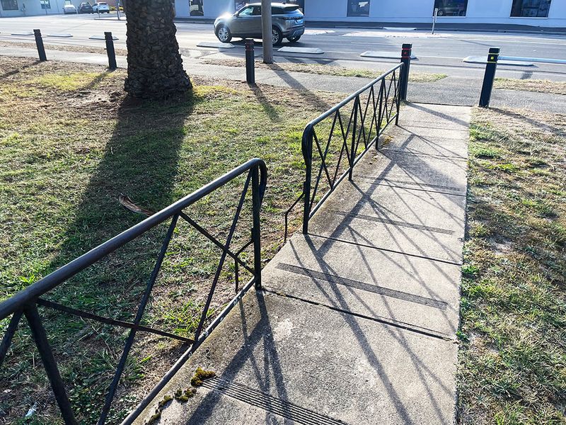 Ballet Gap Rail 